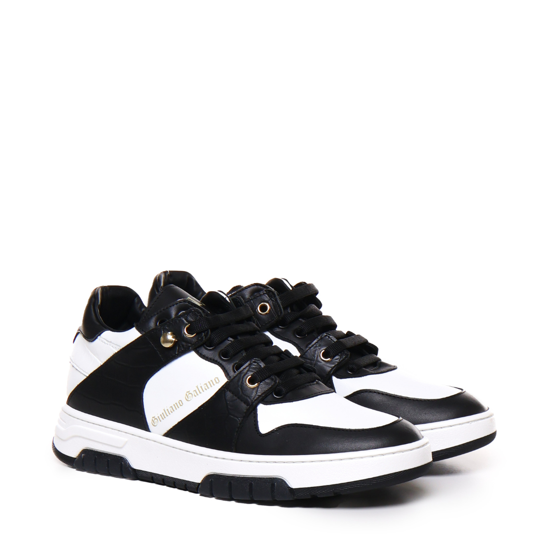 <tc>Legend Low | Black & White
</tc>
