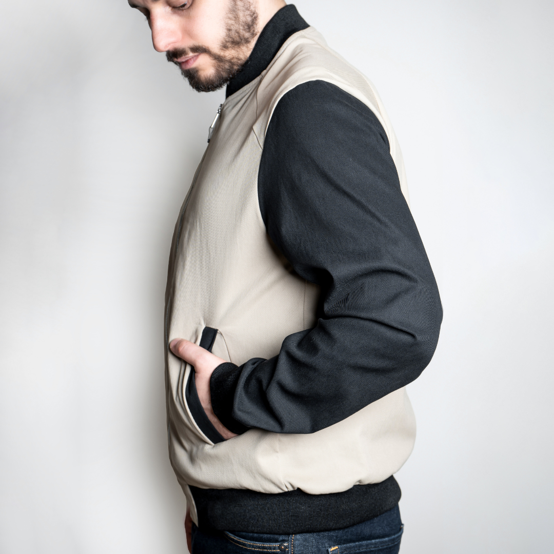 <tc>Miami college jacket
</tc>