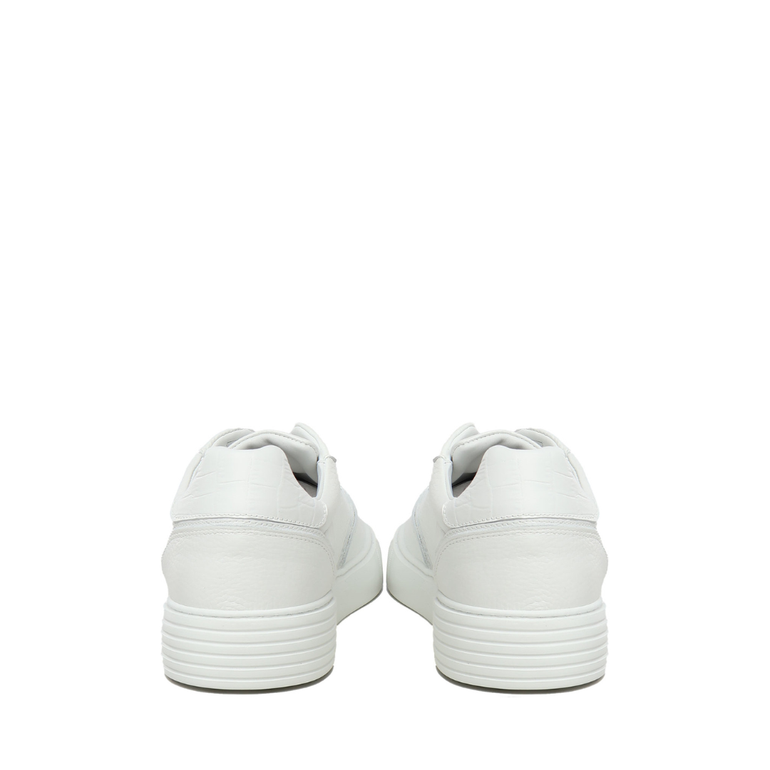 <tc>Victory | White
</tc>