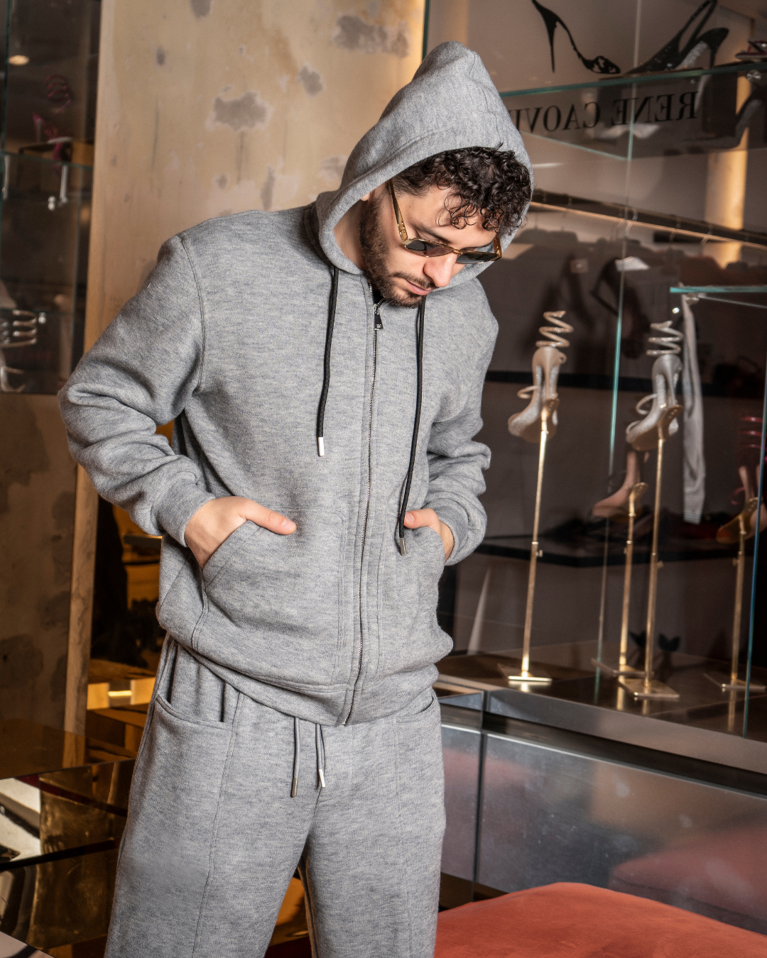 <tc>Phantom | Sweatshirt | Black
</tc>