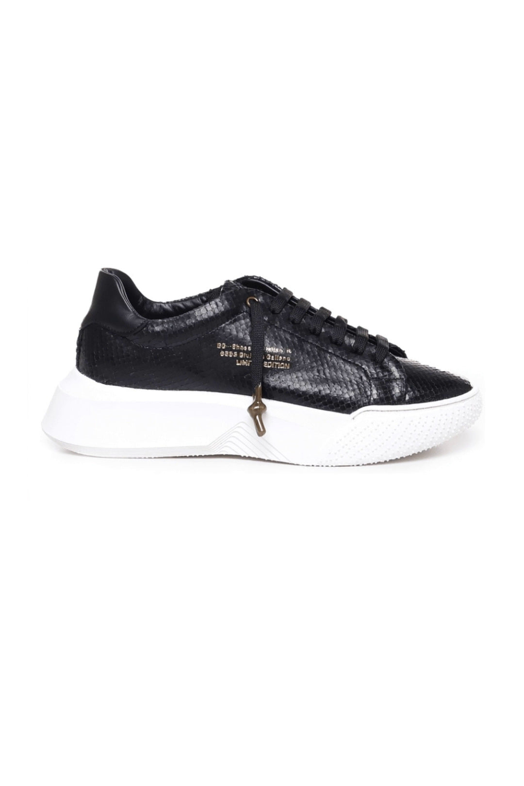 Nemesis | Black python leather — 360° interactive shoe view