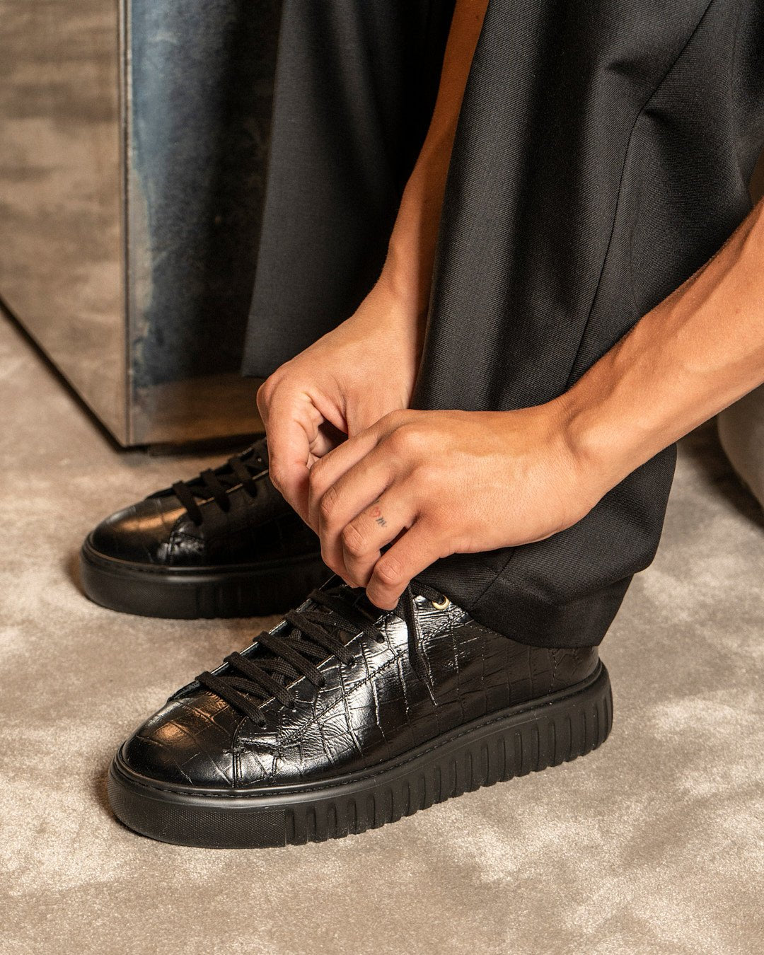 Mars | Crock leather | Black - Giuliano Galiano | Handcrafted Luxury Sneakers Made In Italy