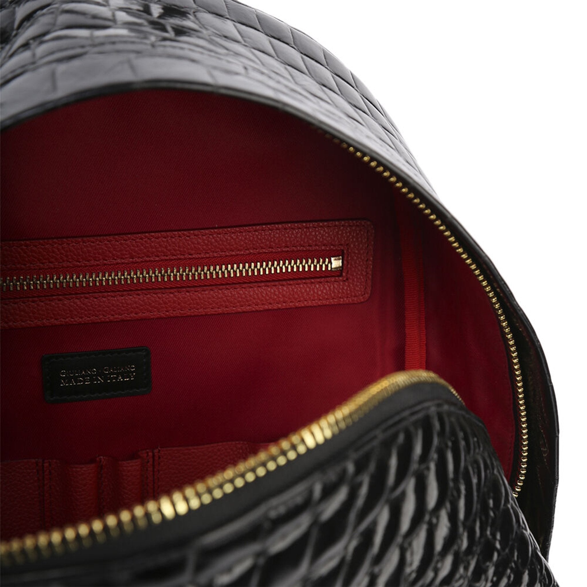<tc>Falcon Backpack | Crocodile-Effect Embossed Leather
</tc>