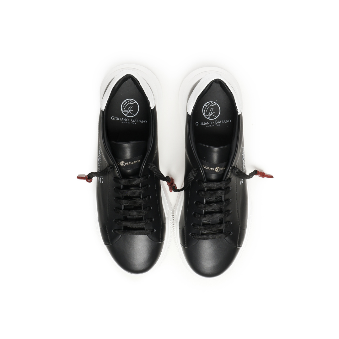 <tc>Nemesis | Black &amp; Gold


</tc>