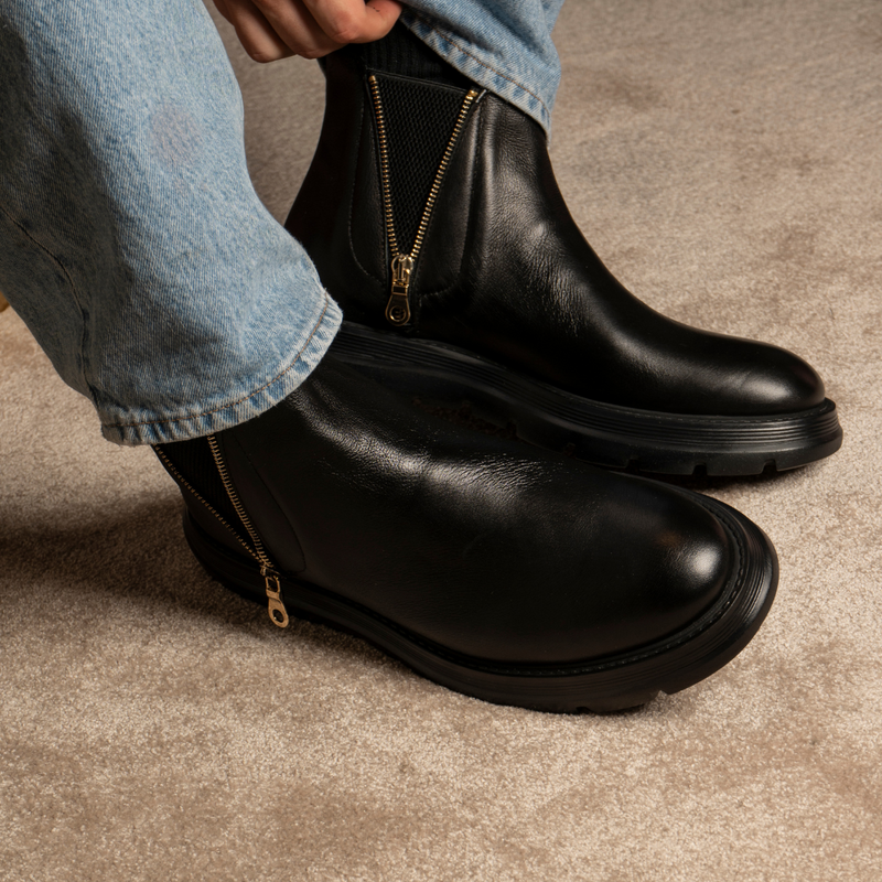 Diamond Bufalo Ankle Boots | Black | Leather