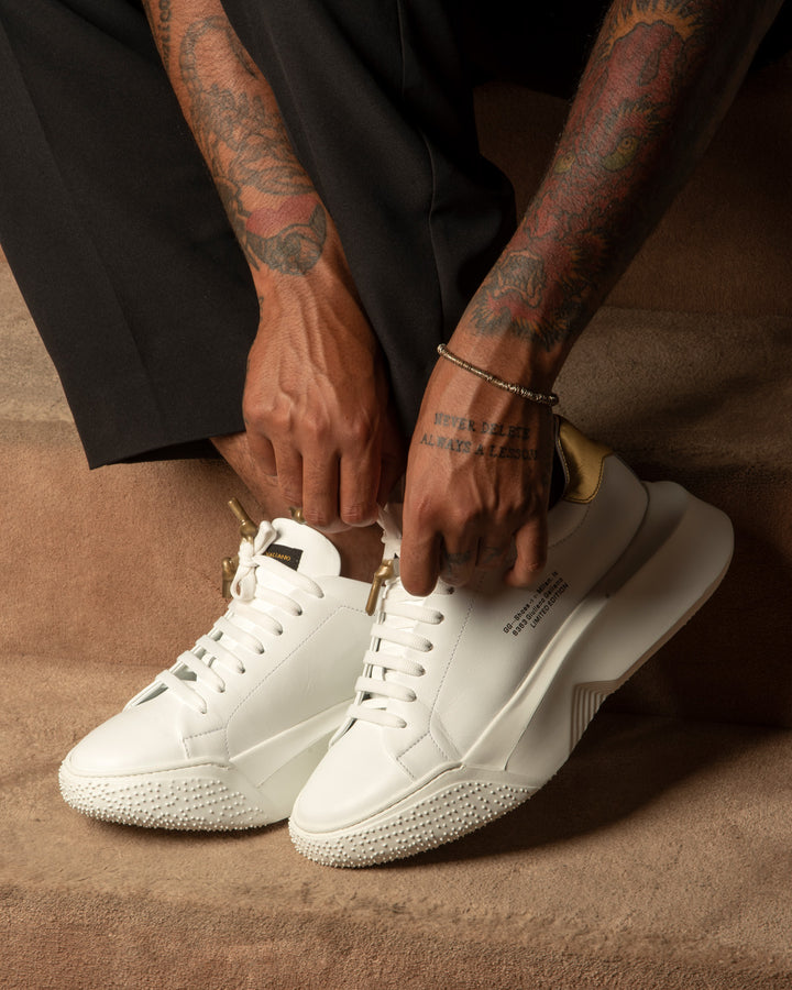 <tc>Nemesis White | Gold | Nappa
</tc>